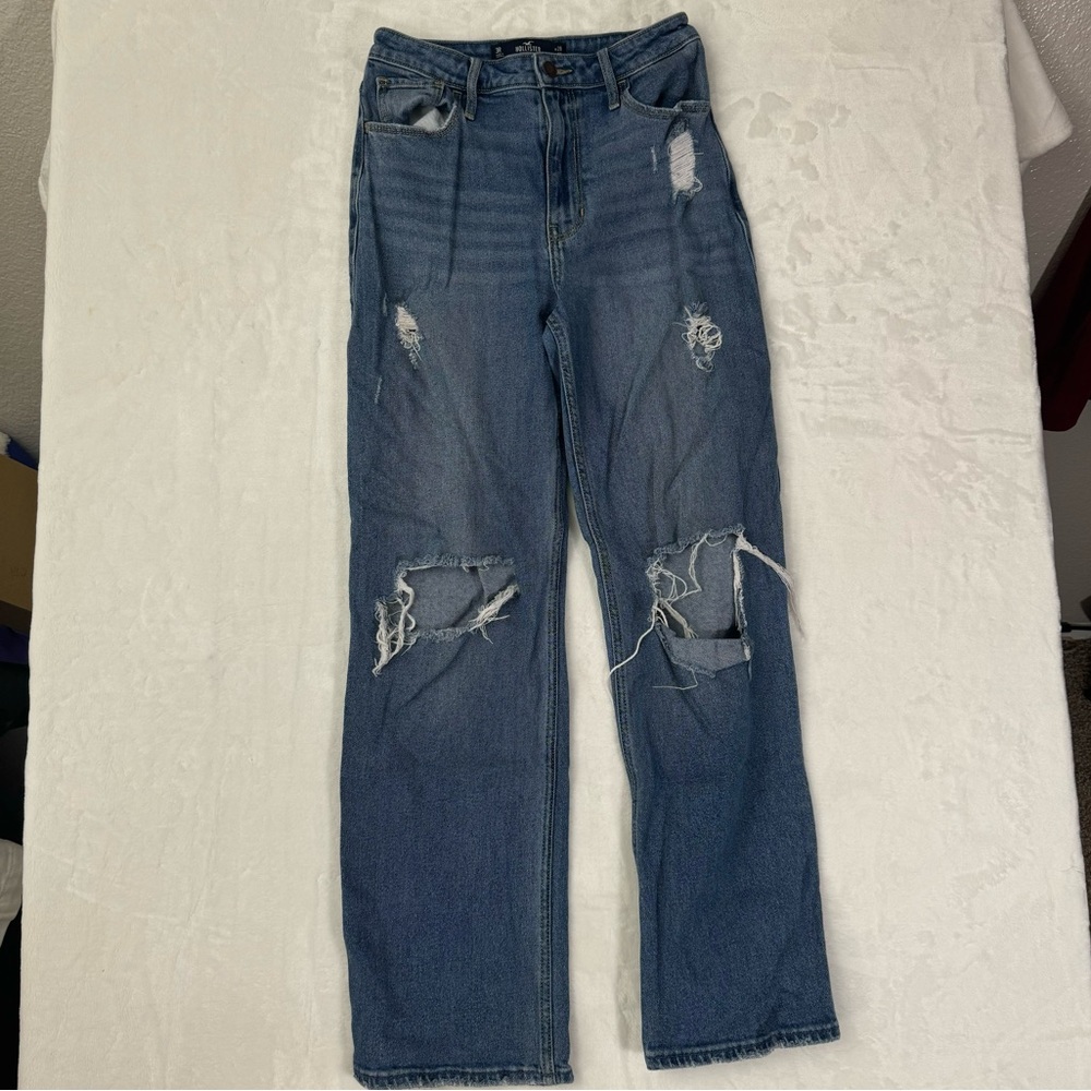 Hollister Women’s Blue Distressed Ultra High Rise Dad‎ Jean Size 26 x 31